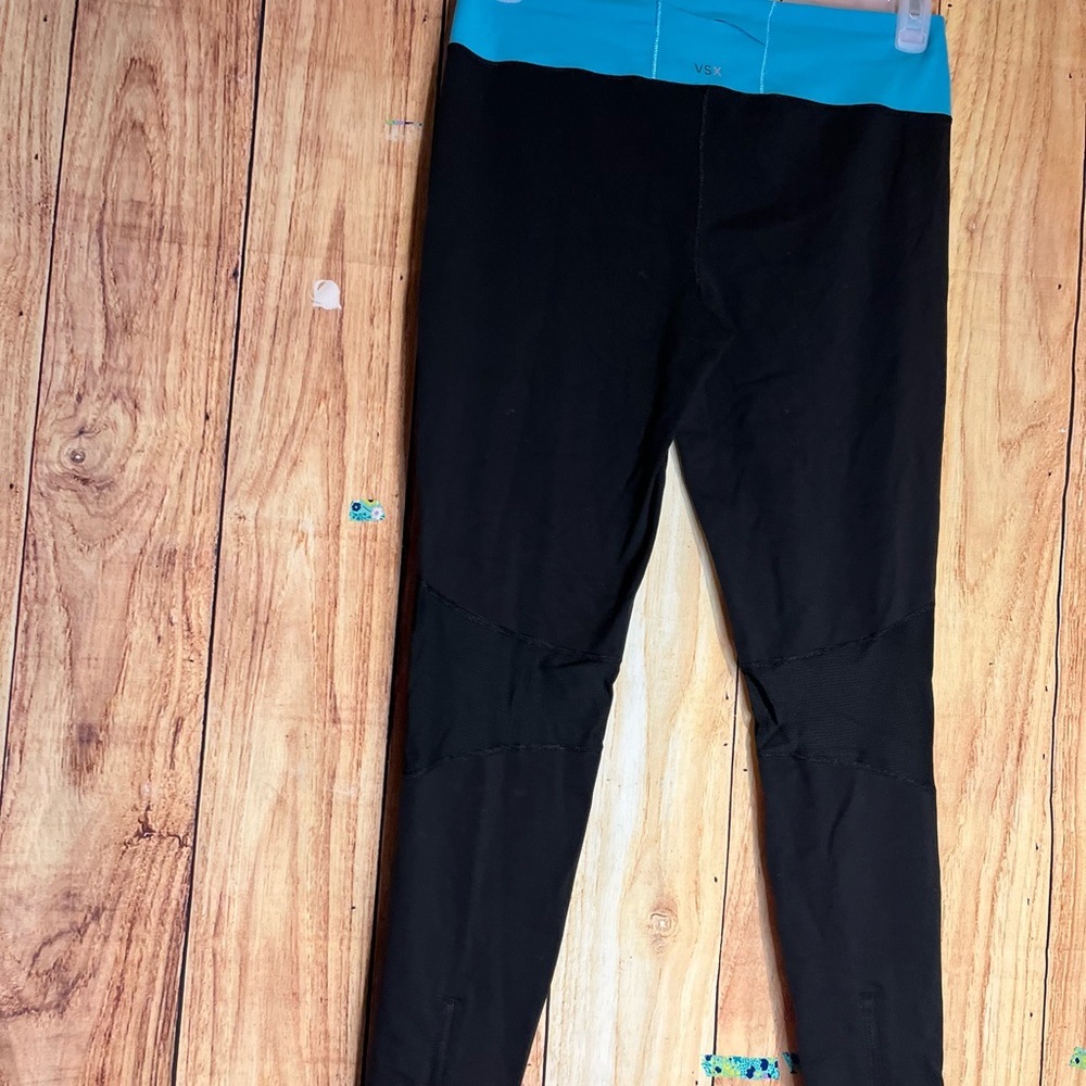 Victoria’s Secret Sport Yoga Capris Size XS Blue & Black